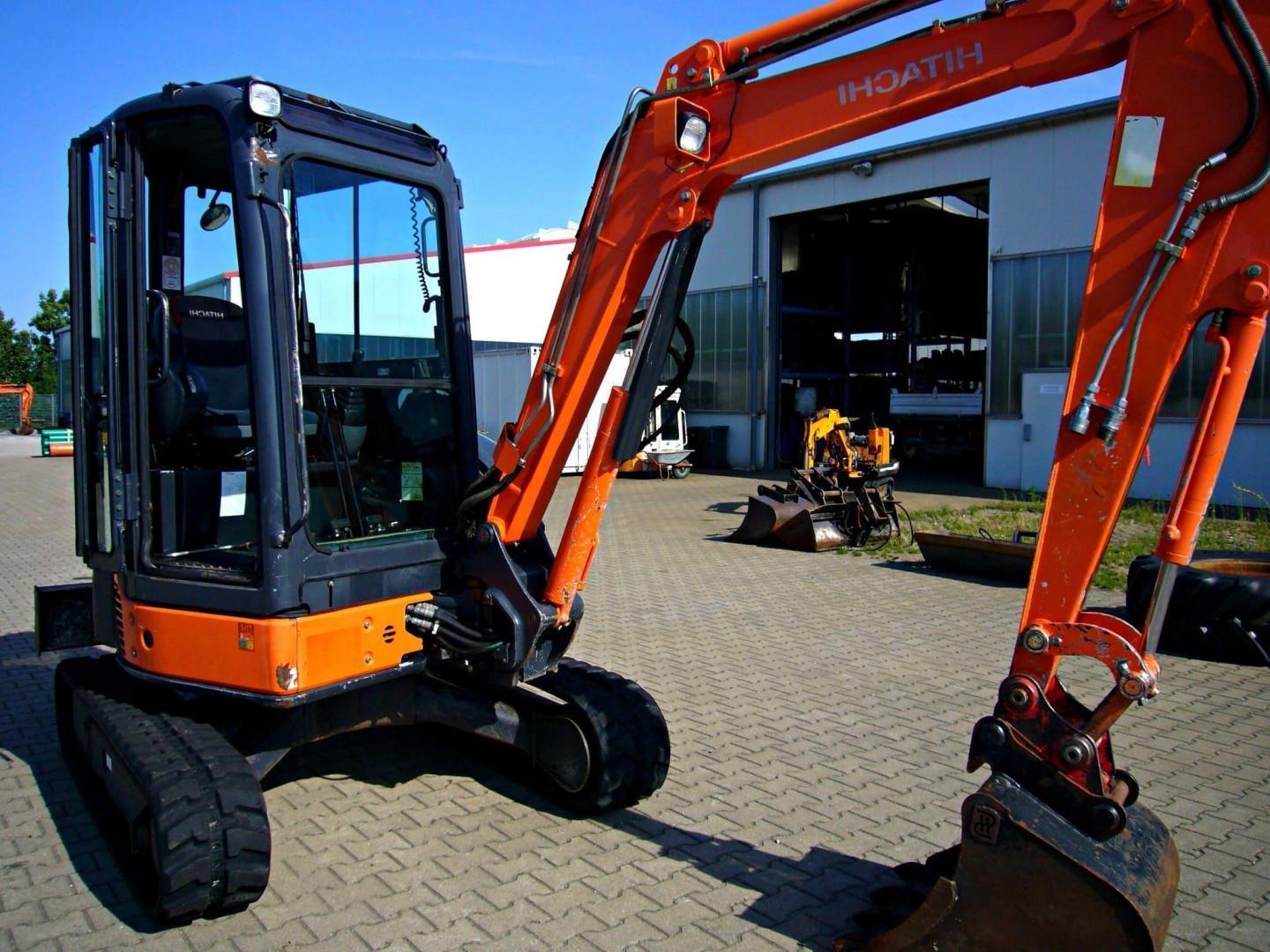 Аренда Мини-экскаватора Hitachi ZX35U