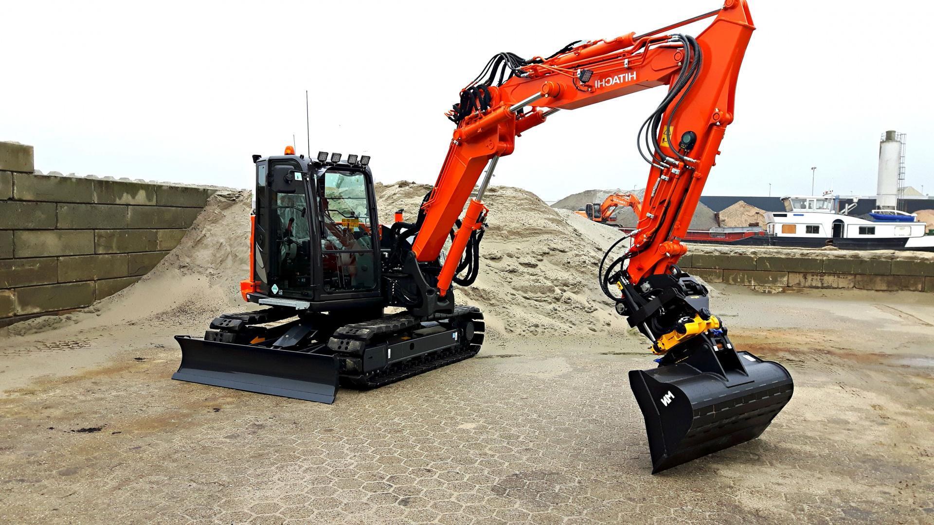 Аренда Мини-экскаватора Hitachi ZX26U-5A